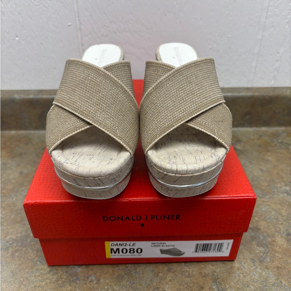 Donald J. Pliner ‘Dani’ Wedge